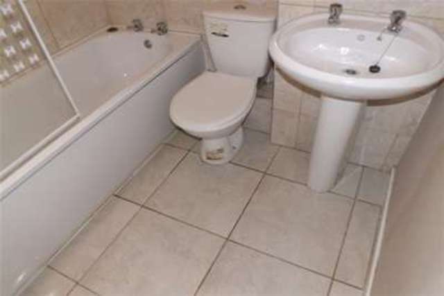  Image of 5 bedroom Detached house to rent in Verity Place Oldbrook Milton Keynes MK6 at Milton Keynes, MK6 2QF