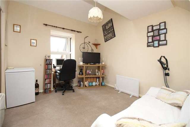  Image of 1 bedroom Apartment for sale in Veryan Horsell Woking GU21 at Woking Surrey Knaphill, GU21 3LL