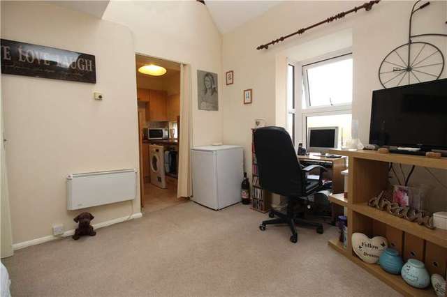 Image of 1 bedroom Apartment for sale in Veryan Horsell Woking GU21 at Woking Surrey Knaphill, GU21 3LL