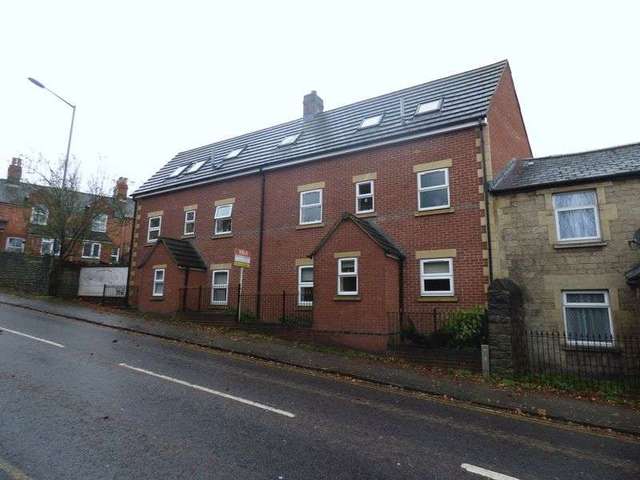 Image of 1 bedroom Flat to rent in Vicarage Little London Swindon SN1 at Vicarage View Little London Old Town, SN1 3FL