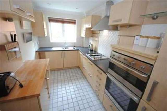  Image of 2 bedroom Flat to rent in Victoria Embankment Nottingham NG2 at Nottingham, NG2 2JY