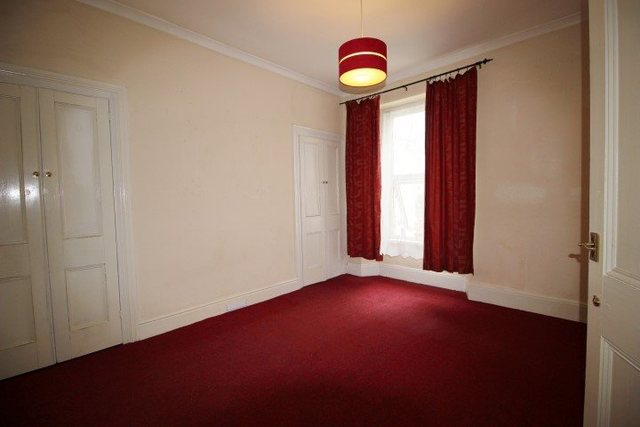  Image of 2 bedroom Flat to rent in Wake Street Plymouth PL4 at Pennycomequick Plymouth Plymouth, PL4 6NL