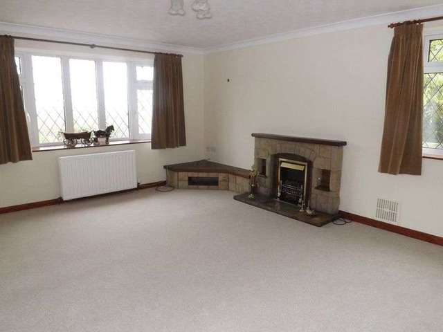 Image of 3 bedroom Detached house for sale in Washdyke Lane Glentham Market Rasen LN8 at Washdyke Lane  Glentham, LN8 2ER