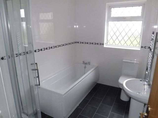  Image of 3 bedroom Detached house for sale in Washdyke Lane Glentham Market Rasen LN8 at Washdyke Lane  Glentham, LN8 2ER