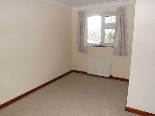 Image of 3 bedroom Detached house for sale in Washdyke Lane Glentham Market Rasen LN8 at Washdyke Lane  Glentham, LN8 2ER
