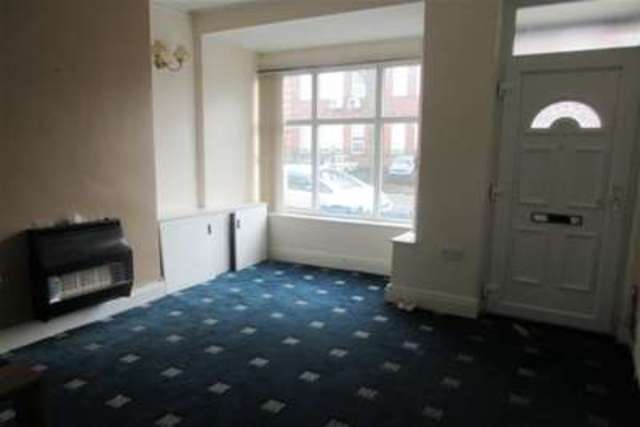  Image of 2 bedroom Detached house to rent in Waterloo Road Smethwick B66 at Smethwick, B66 4NF