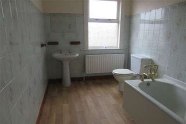  Image of 2 bedroom Detached house to rent in Waterloo Road Smethwick B66 at Smethwick, B66 4NF