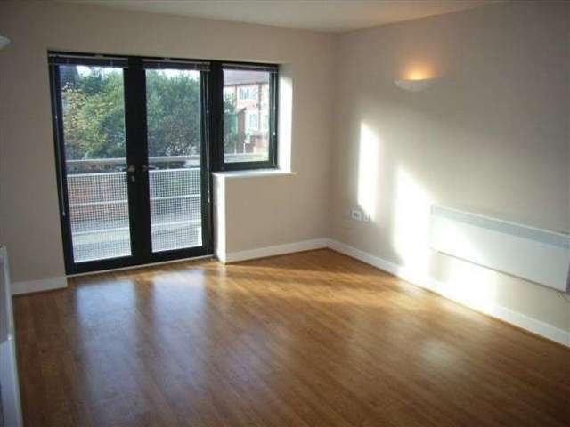  Image of 1 bedroom Flat to rent in Browning Street Edgbaston Birmingham B16 at 100 Browning Street Birmingham West Midlands, B16 8GY