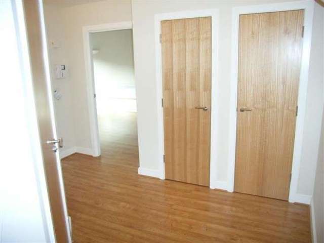  Image of 1 bedroom Flat to rent in Browning Street Edgbaston Birmingham B16 at 100 Browning Street Birmingham West Midlands, B16 8GY