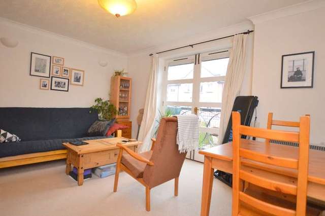  Image of 1 bedroom Flat to rent in Waterside St. Thomas Exeter EX2 at Exeter, EX2 8GU