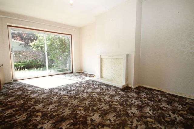  Image of 2 bedroom Flat for sale in Waverley Road Rustington Littlehampton BN16 at Waverley Road Rustington Littlehampton, BN16 2DZ