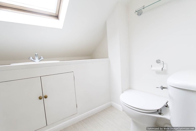  Image of 2 bedroom Apartment to rent in Clarendon Road Colliers Wood London SW19 at Marlborough Road  Collier