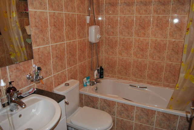  Image of 4 bedroom Terraced house for sale in Fleetside West Molesey KT8 at Fleetside  West Molesey, KT8 2NL