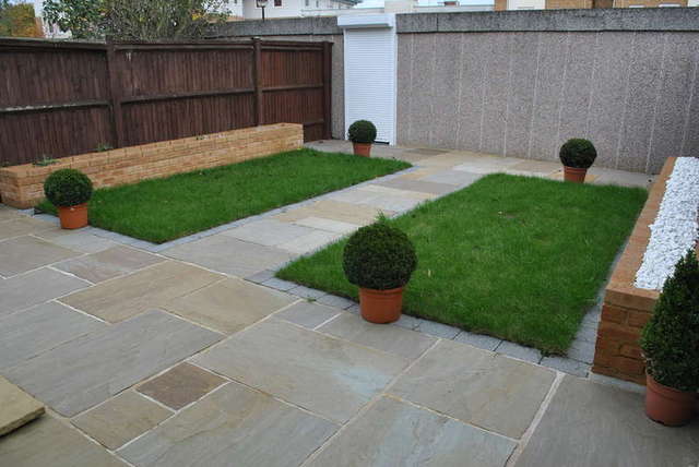  Image of 4 bedroom Terraced house for sale in Fleetside West Molesey KT8 at Fleetside  West Molesey, KT8 2NL