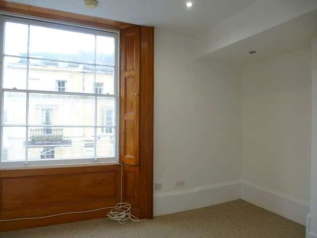  Image of 1 bedroom Apartment to rent in Westbourne Place Clifton Bristol BS8 at Clifton  Bristol, BS8 1RY