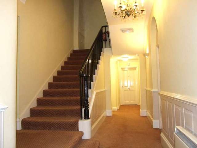  Image of 2 bedroom Flat to rent in Ricketts Close Weymouth DT4 at 14 Ricketts Close  Weymouth, DT4 7UW