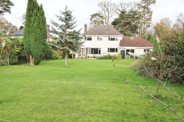  Image of 3 bedroom Detached house for sale in Whyteleafe Road Caterham CR3 at Whyteleafe Road  Caterham, CR3 5EJ
