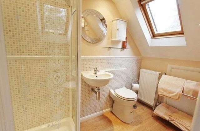  Image of 3 bedroom Detached house for sale in Whyteleafe Road Caterham CR3 at Whyteleafe Road  Caterham, CR3 5EJ