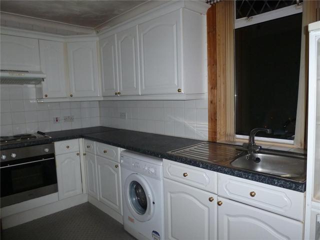  Image of 2 bedroom Flat to rent in Wilson Street Ayr KA8 at Ayr South Ayrshire South Ayrshire, KA8 9LT