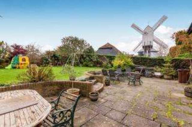  Image of 5 bedroom Detached house for sale in Windmill Hill Windmill Hill Hailsham BN27 at Hailsham East Sussex Windmill Hill, BN27 4RT