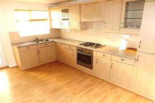  Image of 4 bedroom Detached house to rent in Brayford Road Balby Doncaster DN4 at Doncaster, DN4 8TA