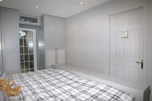  Image of 4 bedroom Detached house for sale in Woodhall Lane Stanningley Pudsey LS28 at Woodhall  Farsley, LS28 7TT