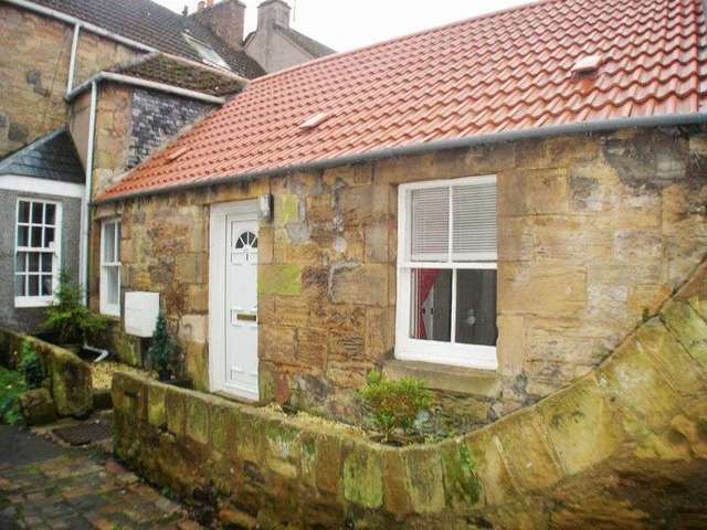  Image of 1 bedroom Cottage for sale in Wide Pend Kirkgate Cupar KY15 at Kirkgate Cupar KY15 5AT Cupar, KY15 5AT