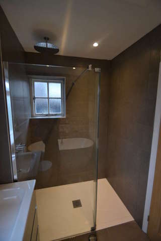  Image of 2 bedroom Flat for sale in Dunmow Road Bishop