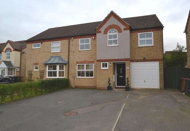  Image of 5 bedroom Semi-Detached house for sale in Snowdrop Close Bishop