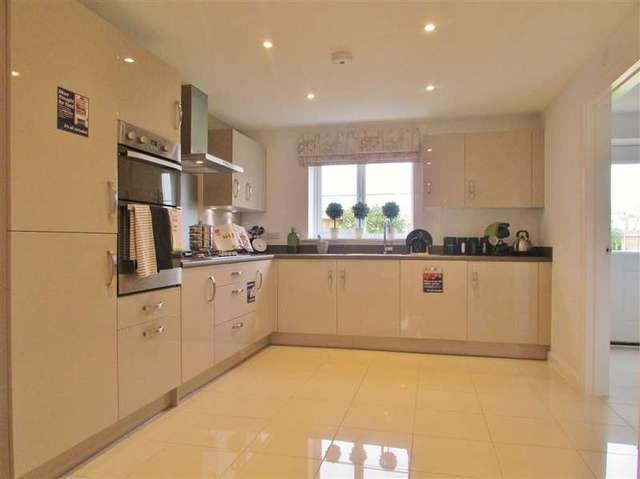  Image of 4 bedroom Detached house for sale in Lime Kiln Wantage OX12 at Wantage, OX12 9GE