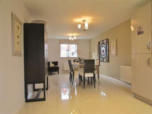  Image of 4 bedroom Detached house for sale in Lime Kiln Wantage OX12 at Wantage, OX12 9GE
