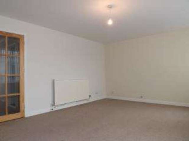  Image of 3 bedroom Maisonette for sale in Marine Drive Torpoint PL11 at Marine Drive Torpoint Torpoint, PL11 2RB