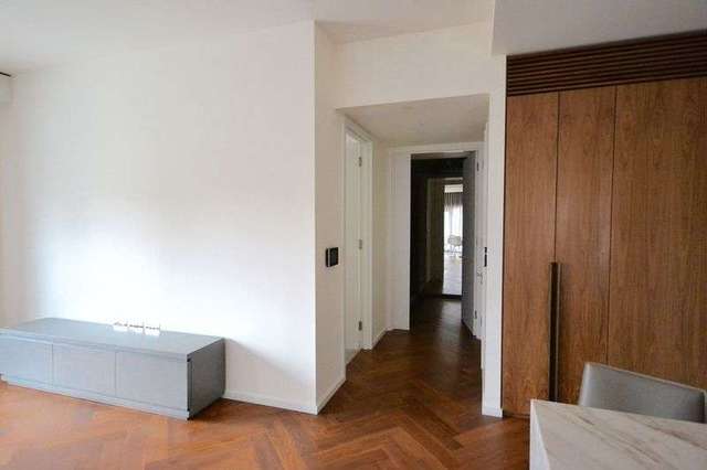  Image of 2 bedroom Flat for sale in Nine Elms Lane London SW8 at The Ambassador Building Embassy Gardens Nine Elms, SW8 5DF