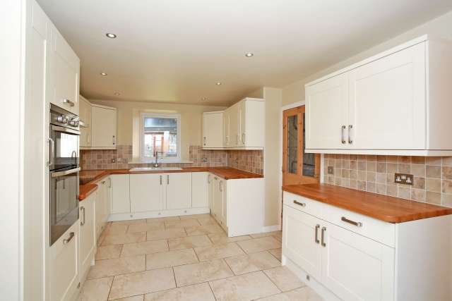  Image of 4 bedroom Cottage for sale in Cairnie Huntly AB54 at Huntly, AB54 4TH