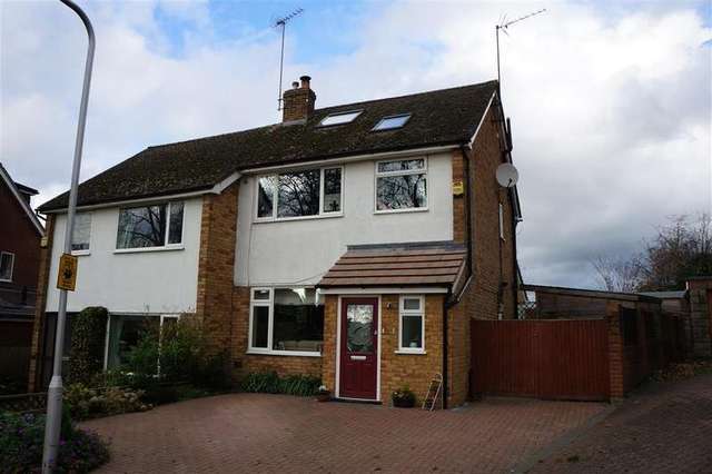  Image of 4 bedroom Semi-Detached house for sale in Hermitage Drive Twyford Reading RG10 at Twyford  Reading, RG10 9HT