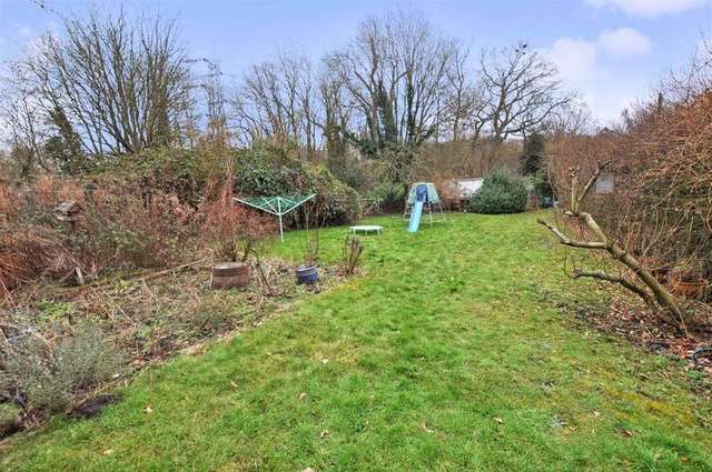  Image of 3 bedroom Semi-Detached house to rent in Nuneham Courtenay Oxford OX44 at Nuneham Courtenay Oxford Oxfordshire, OX44 9NY