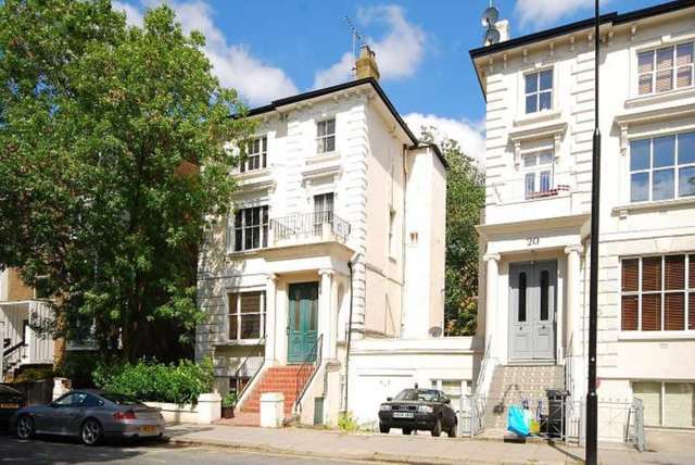  Image of Flat to rent in Buckland Crescent London NW3 at Buckland Crescent Swiss Cottage London, NW3 5DX