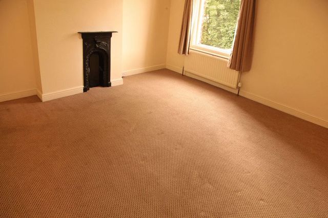  Image of 3 bedroom Terraced house to rent in Montague Terrace Lincoln LN2 at Montague Terrace  Lincoln, LN2 5BE
