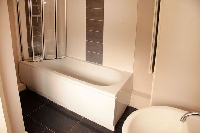  Image of 3 bedroom Terraced house to rent in Montague Terrace Lincoln LN2 at Montague Terrace  Lincoln, LN2 5BE