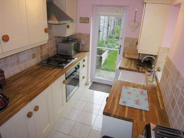  Image of 3 bedroom Cottage for sale in High Street Wanborough Swindon SN4 at High Street Wanborough Swindon, SN4 0AE