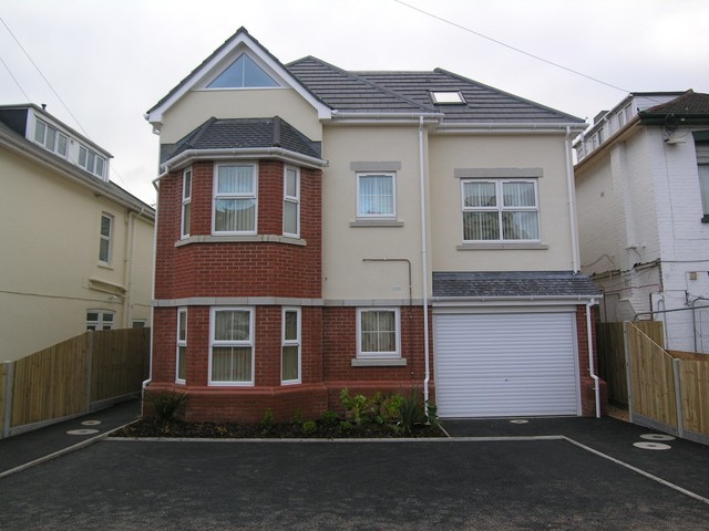  Image of 1 bedroom Flat to rent in Southcote Road Bournemouth BH1 at Bournemouth, BH1 3SR