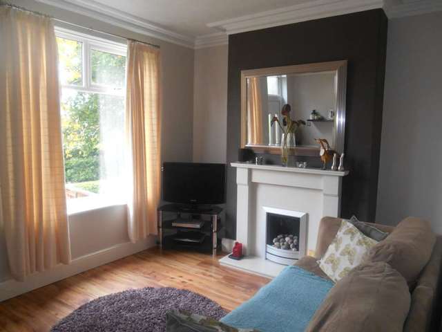  Image of 2 bedroom Terraced house to rent in Fairfield Avenue Tingley Wakefield WF3 at Fairfield Avenue Tingley Wakefield, WF3 1BG