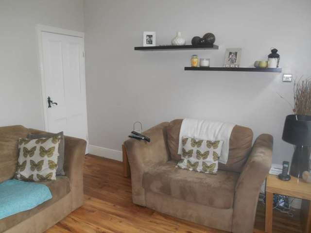  Image of 2 bedroom Terraced house to rent in Fairfield Avenue Tingley Wakefield WF3 at Fairfield Avenue Tingley Wakefield, WF3 1BG