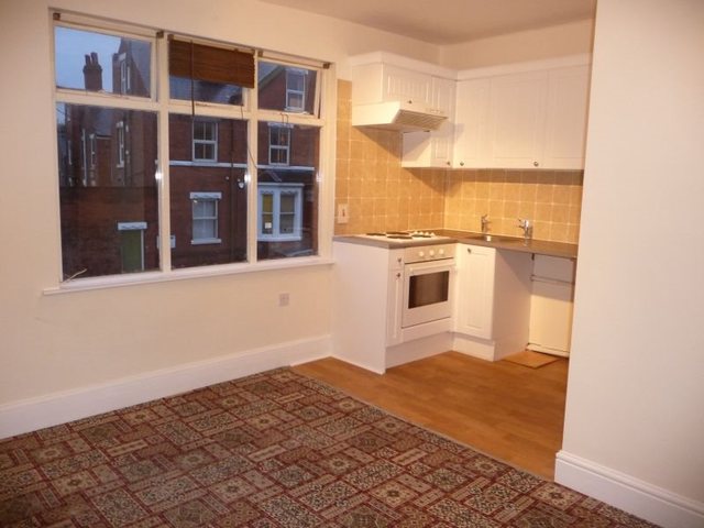  Image of 1 bedroom Flat to rent in Rutland Road Chesterfield S40 at Chesterfield Derbyshire Chesterfield, S40 1ND