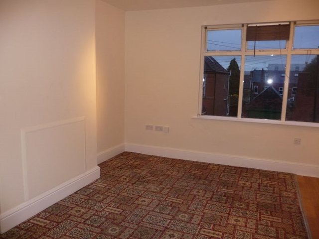  Image of 1 bedroom Flat to rent in Rutland Road Chesterfield S40 at Chesterfield Derbyshire Chesterfield, S40 1ND