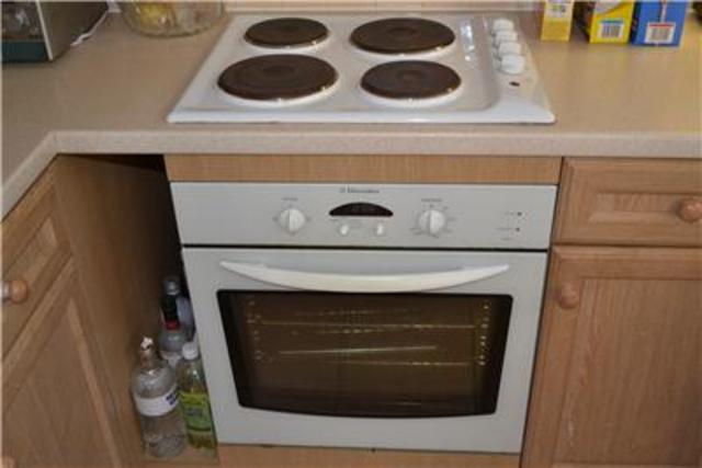  Image of 2 bedroom Property to rent in Tuppenney Close Hastings TN35 at East Sussex, TN35 5QJ