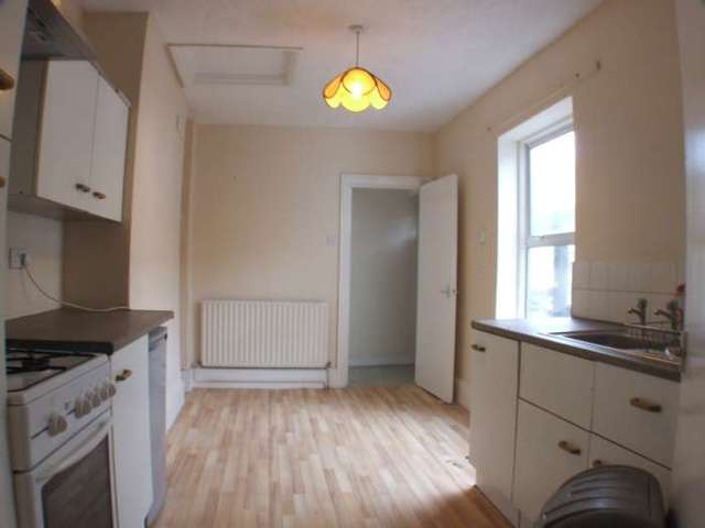  Image of 1 bedroom Flat to rent in Abbey Road London SE2 at Abbey Road Abbey Wood London, SE2 9HA