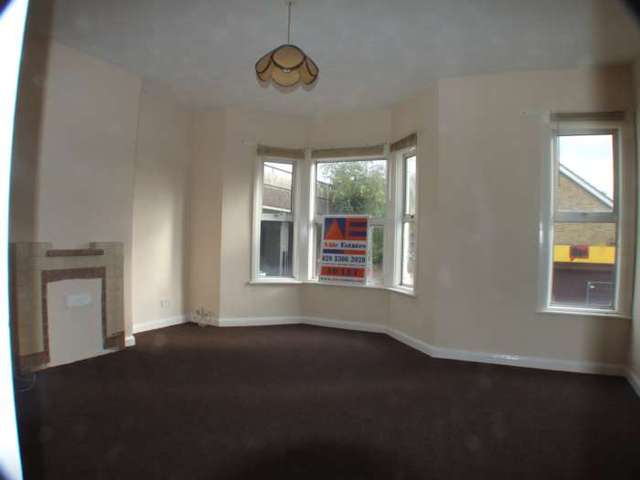  Image of 1 bedroom Flat to rent in Abbey Road London SE2 at Abbey Road Abbey Wood London, SE2 9HA