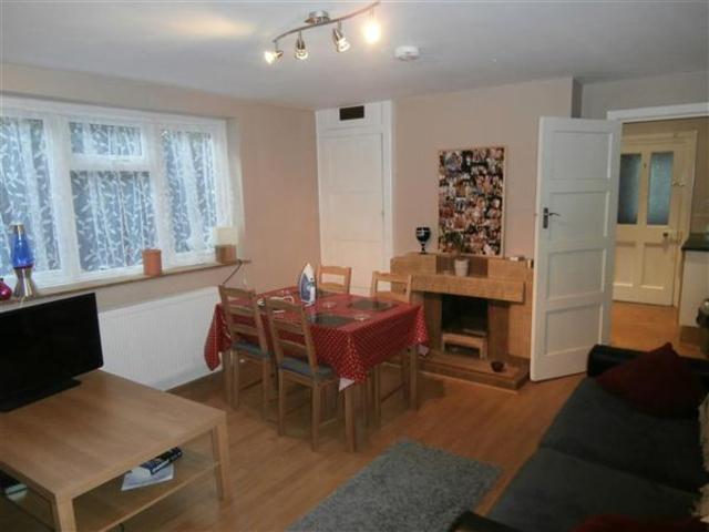  Image of 3 bedroom Apartment to rent in Alma Road Southampton SO14 at Northam, SO14 6UP