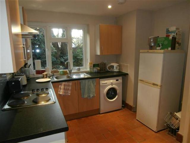  Image of 3 bedroom Apartment to rent in Alma Road Southampton SO14 at Northam, SO14 6UP